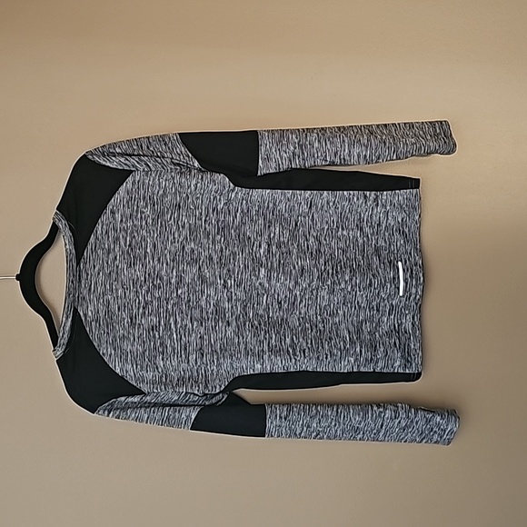 Boys Dri Fit Long Sleeve - Picture 2 of 3